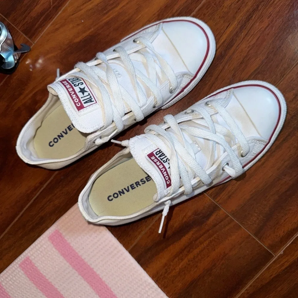 Converse Kids Cream Sneakers with Red Accents